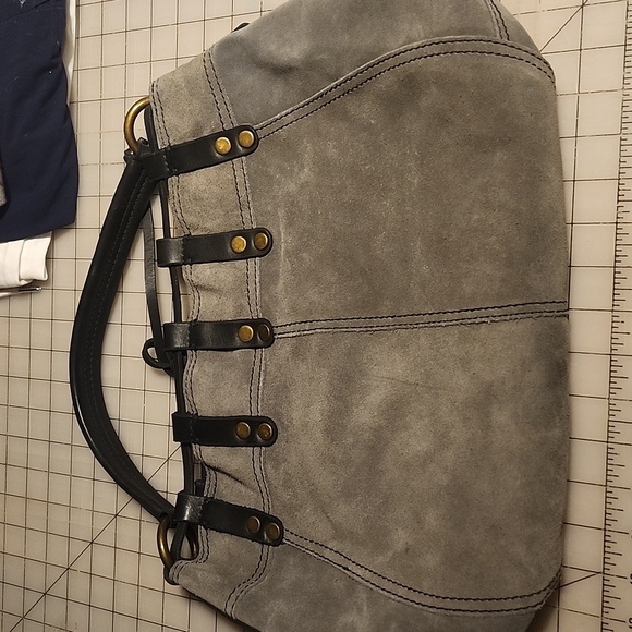 41. Lucky Brand suede pocketbook - Picture 2 of 4